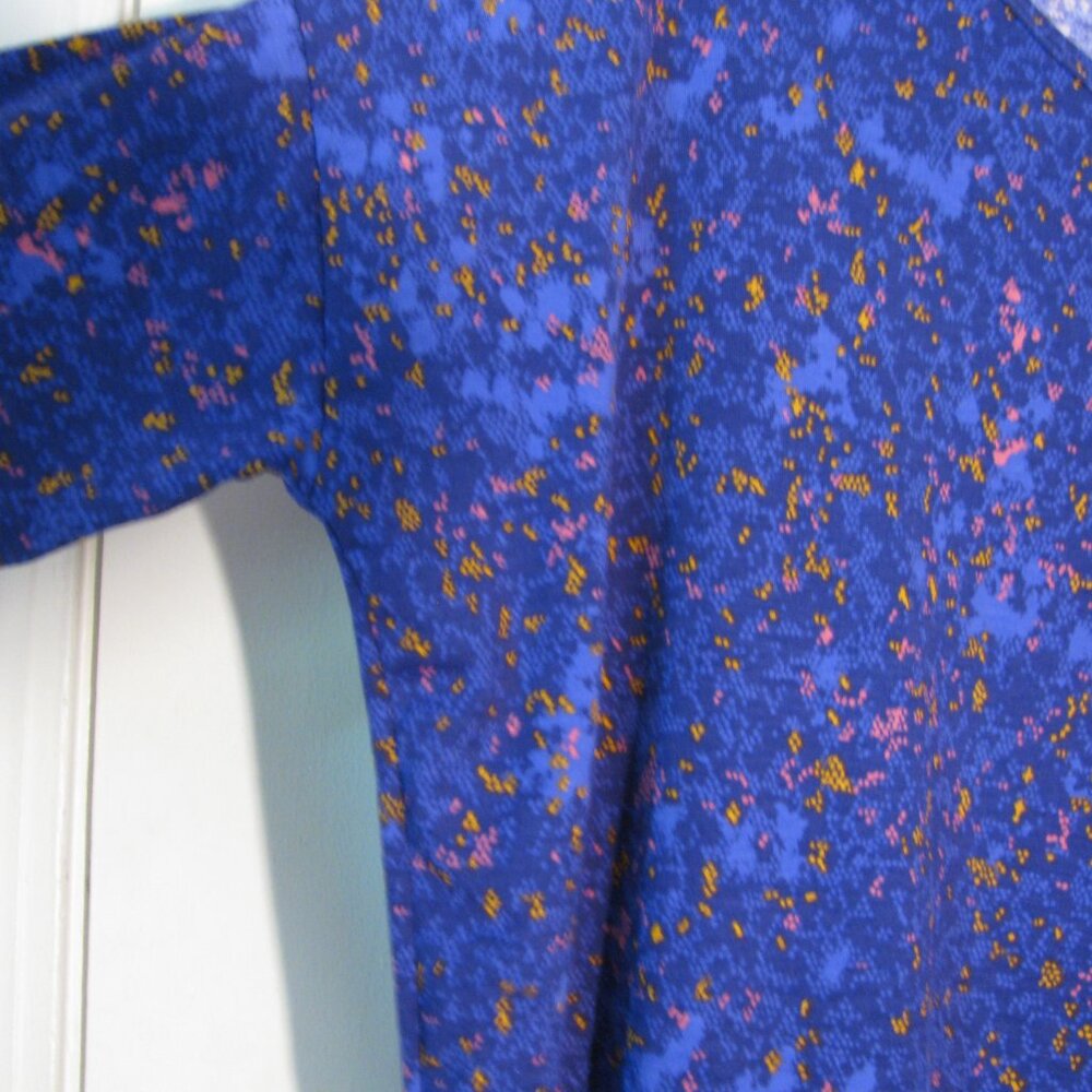 LuLaRoe Irma Tunic XS NWT $36 Purple with Pink Dots OVERSIZED High Low - Picture 3 of 4